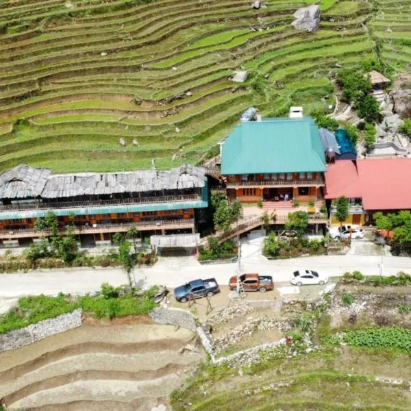 Hmong Wooden Home, hotel en Sapa
