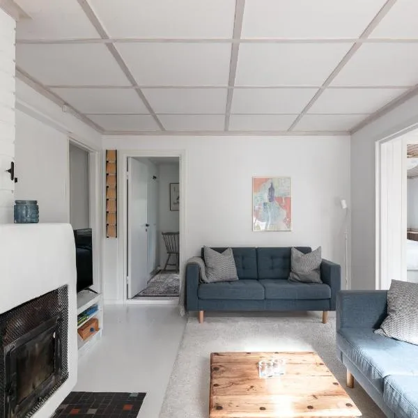 Family Holiday Home in Ingarö, hotel v destinaci Enkärret