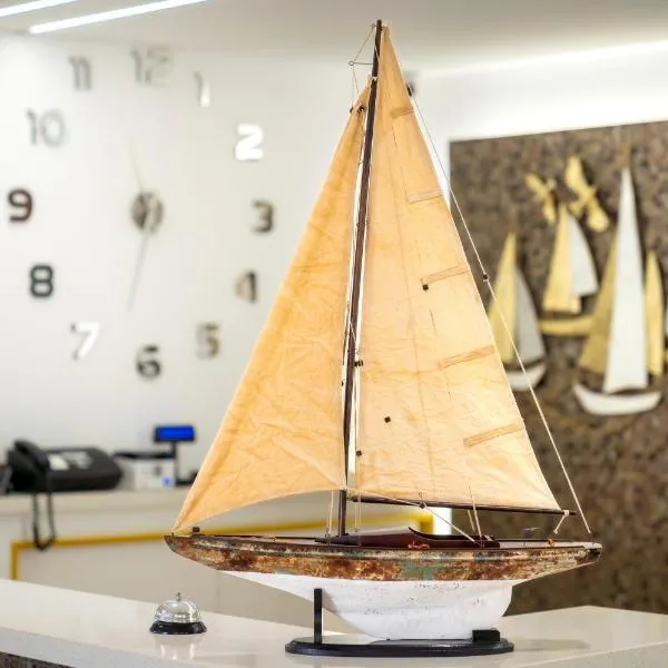 Hotel Coralba, hotell i Caorle