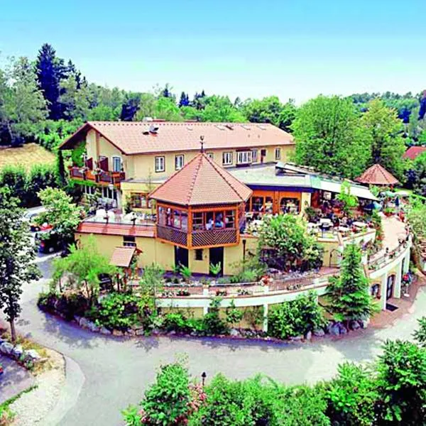 Hotel Restaurant - Häuserl im Wald Graz, hotel di Sankt Radegund bei Graz