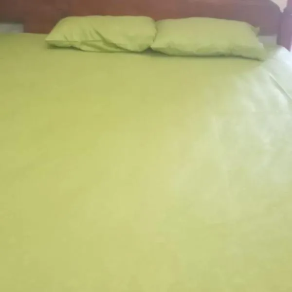 Agus Family Homestay, hotel in Labuan Bajo