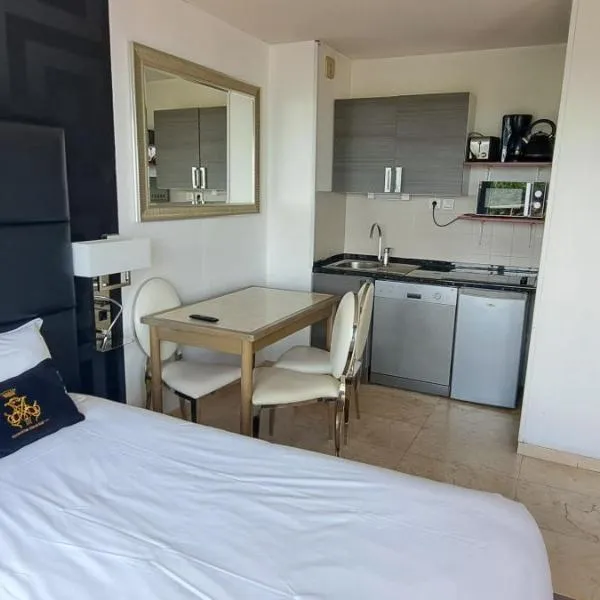 Appart'hôtel Le Trianon, hotel v destinaci Arcachon