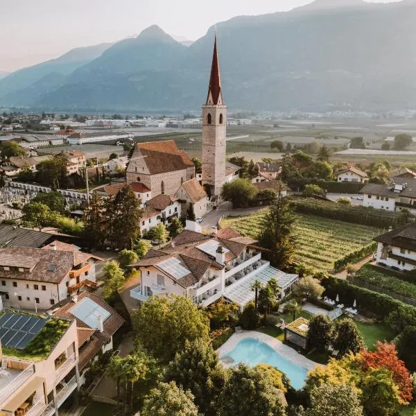 Boutique-Hotel Ballguthof am Golfplatz, hotel a Lana