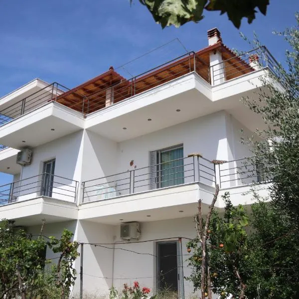 Mato Rooms, hotel in Himare
