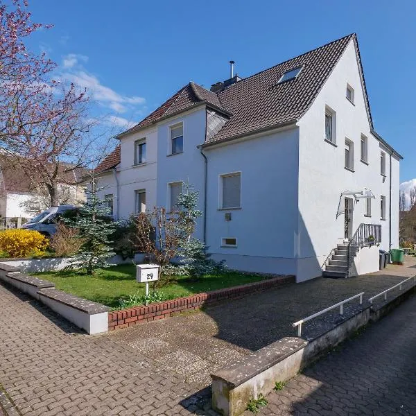 FeWo beim Schlafhaus, hotel v destinaci Völklingen