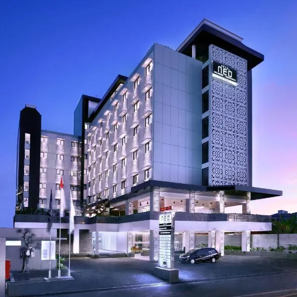 Hotel Neo Malioboro by ASTON, ξενοδοχείο σε Ngingas