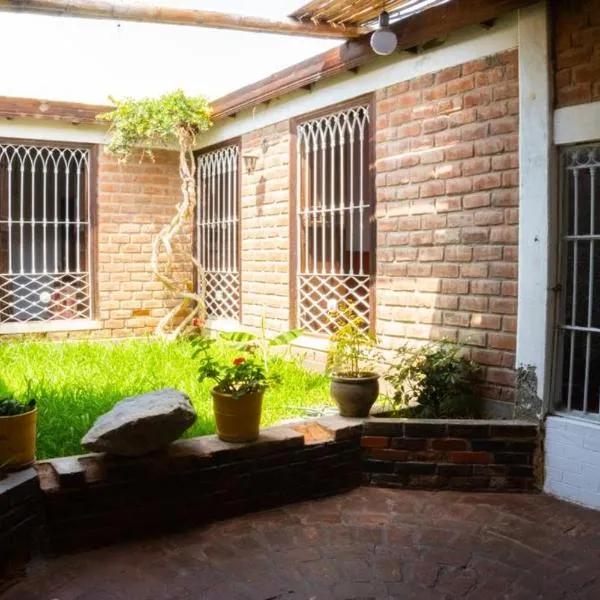 HAWKA, ξενοδοχείο σε Ica