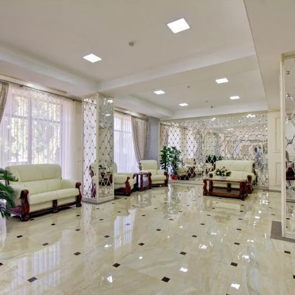 Discovery Hotel, hotel in Bishkek