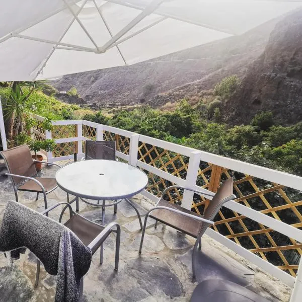 Eco Finca in Paradise Valley Azuaje, hotel Firgasban