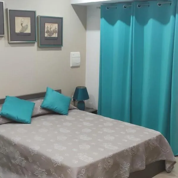 Home away from Home, hotell i Żurrieq