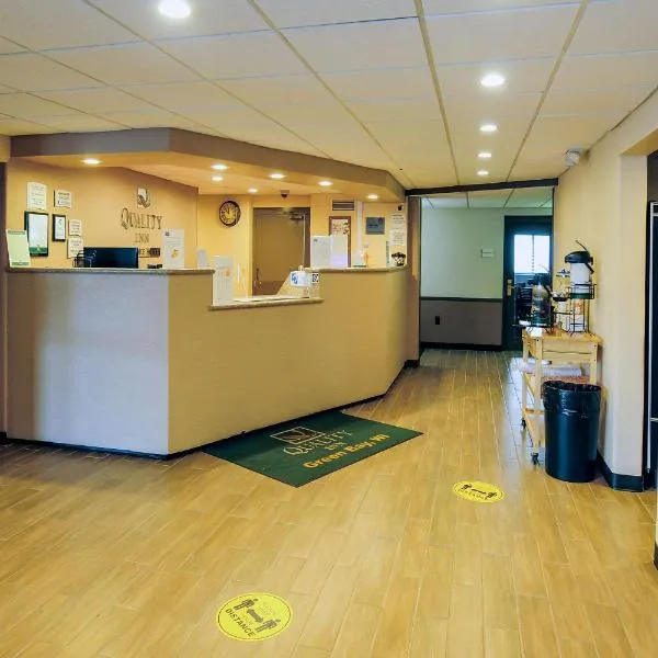 Quality Inn Stadium Area, hotel v destinaci Green Bay