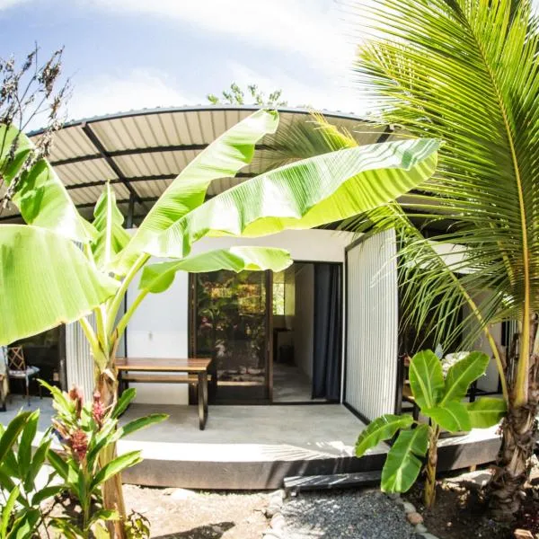 Luz de Estrella Studios, hotel v destinaci Cabuya