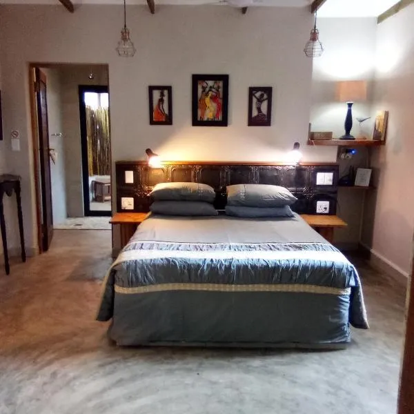 Lebombo Wattle Cottage - Forest 1, hotel in Golweni