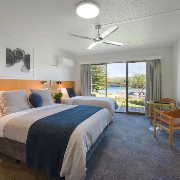 Loch Ard Motor Inn: Port Campbell şehrinde bir otel