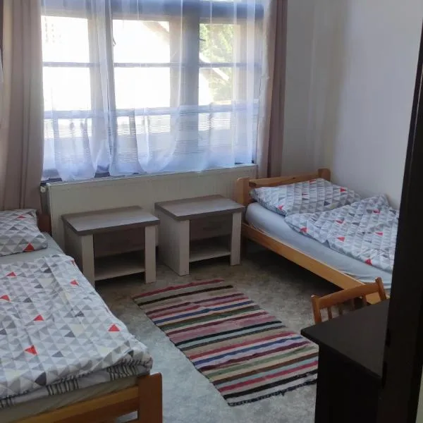 Nároďák Jaroměř ,UBYTOVÁNÍ, hotel v Jaroměři
