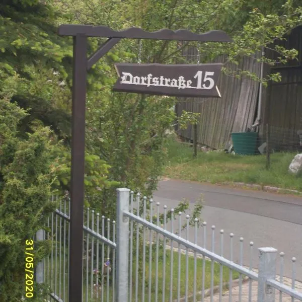 Dorfstraße 15, hotel a Hundshübel