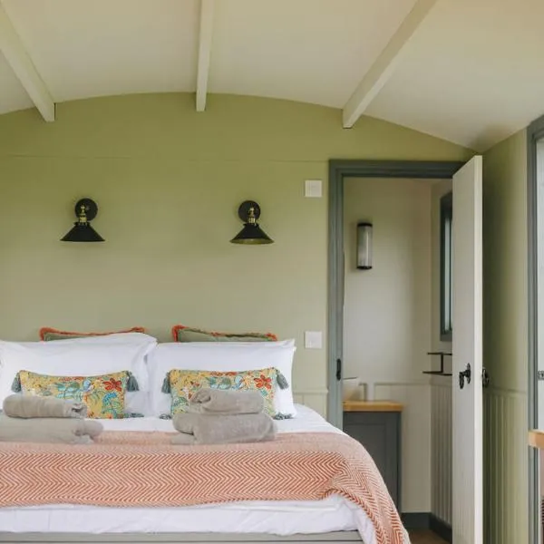 Clover Hut - Snettisham Meadows, ξενοδοχείο σε Snettisham