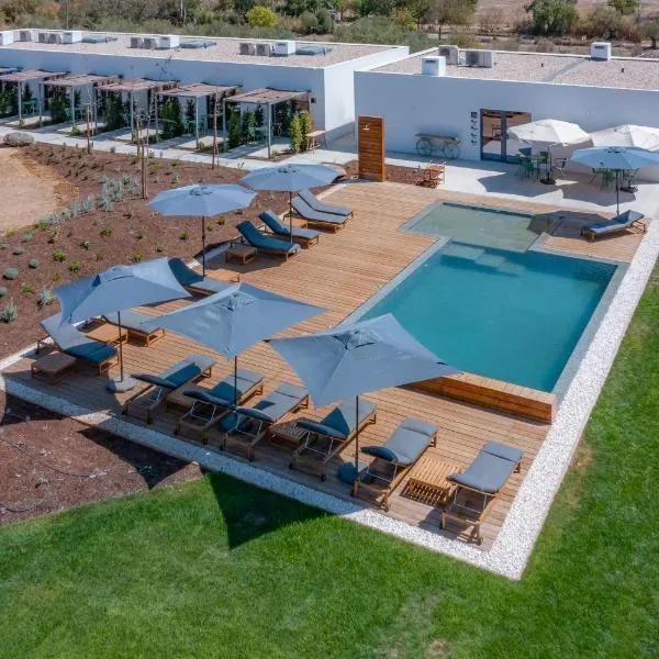 Quinta da Amendoeira - Évora - The Farmhouse, hotel v destinaci Évora