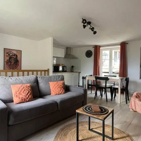 Gîte NO 9, hotel v destinácii Neufchâteau
