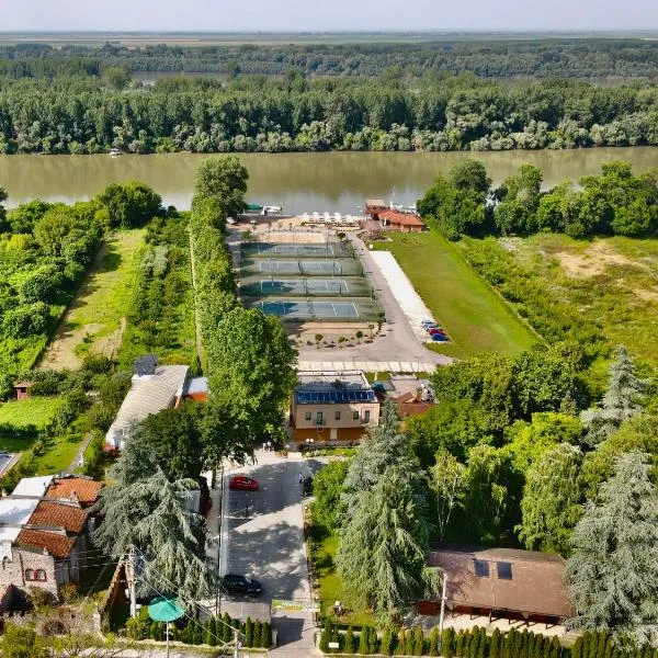 Hotel Marina OASA, hotel in Skorenovac