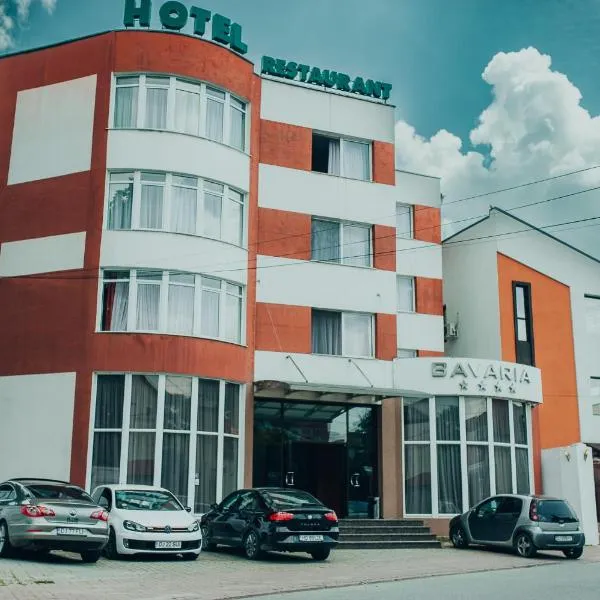 Hotel Bavaria โรงแรมในCârcea
