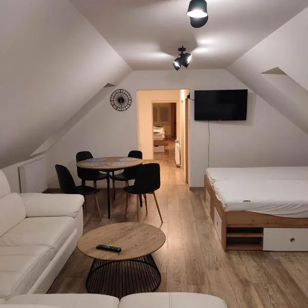 Apartmán Tulipán, hotel en Hnúšťa