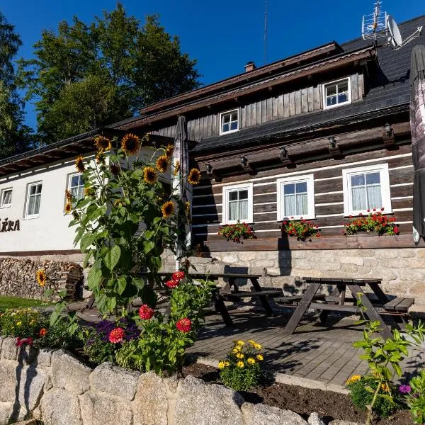 Chata Rychtářka, hotel a Janov nad Nisou