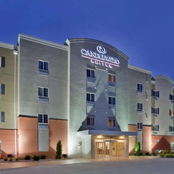 Candlewood Suites Kansas City Northeast, an IHG Hotel, hotel em Pleasant Valley