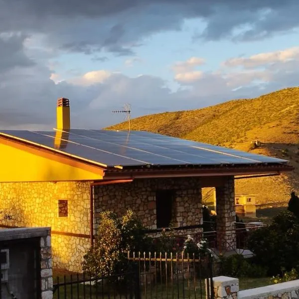 ΒΙΟΚΛΙΜΑΤΙΚΟ ΗΛΙΟΠΕΤΡΟΣΠΙΤΟ στην ΑΡΧΑΙΑ ΒΟΚΕΡΙΑ, hotel in Peraía