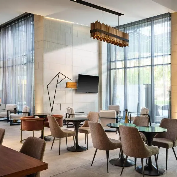 AC Hotel by Marriott Phoenix Downtown, hotel u gradu Feniks