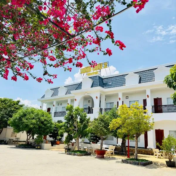 Ninh Chu 2 Hotel: Thôn Hiếu Thiện şehrinde bir otel
