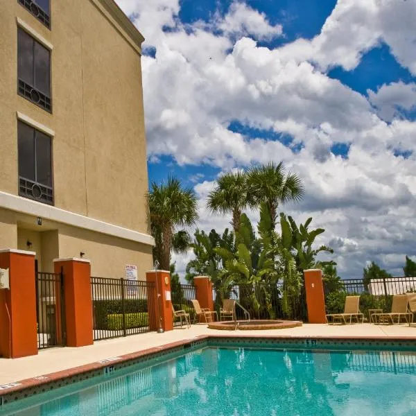 Holiday Inn Express & Suites Lake Placid by IHG, hotel sa Lake Placid