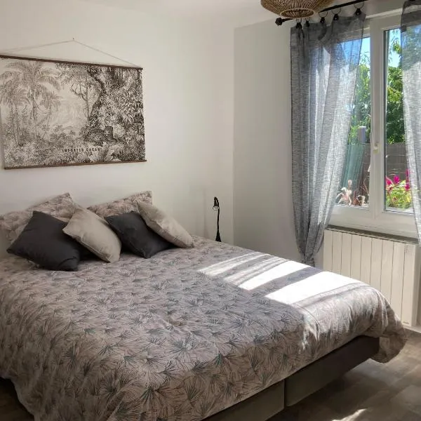 Agréable maison avec jolie terrasse extérieure, hotel v destinaci Champigneulles