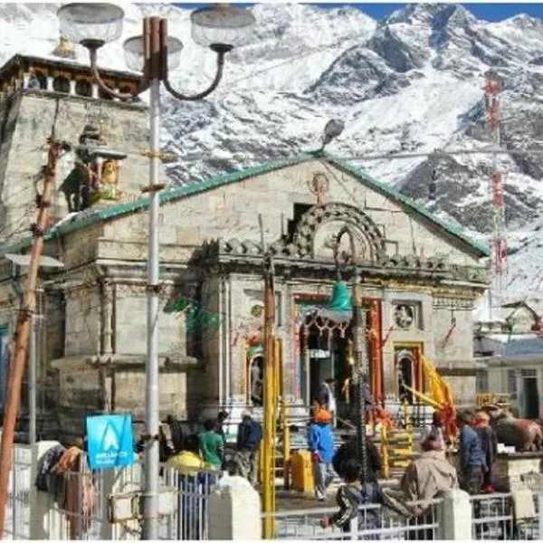 Kedarnath near Prithvi Yatra Hotel and Doormatry, hotel in Trijugi Nārāyan