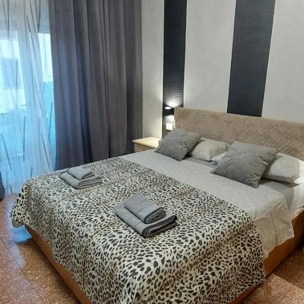 NATALI Appartamens, hotel v destinaci Malcesine