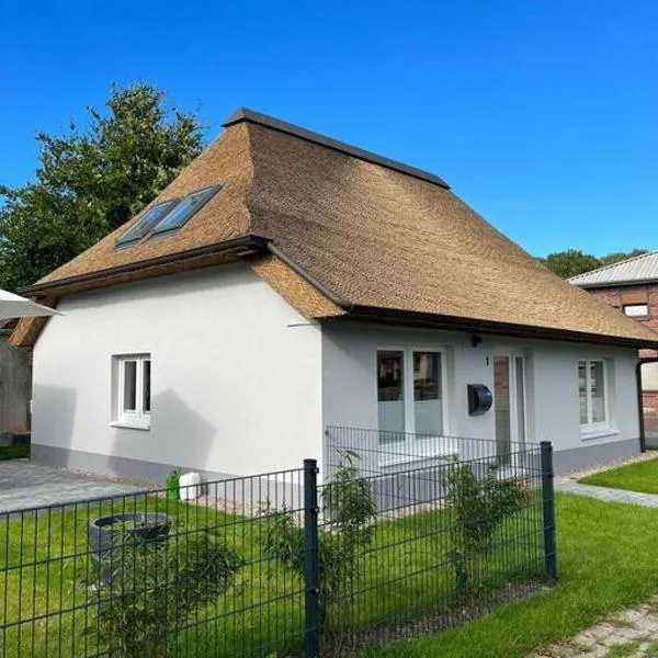 Modernes Ferienhaus im Eidertal, hotel in Delve