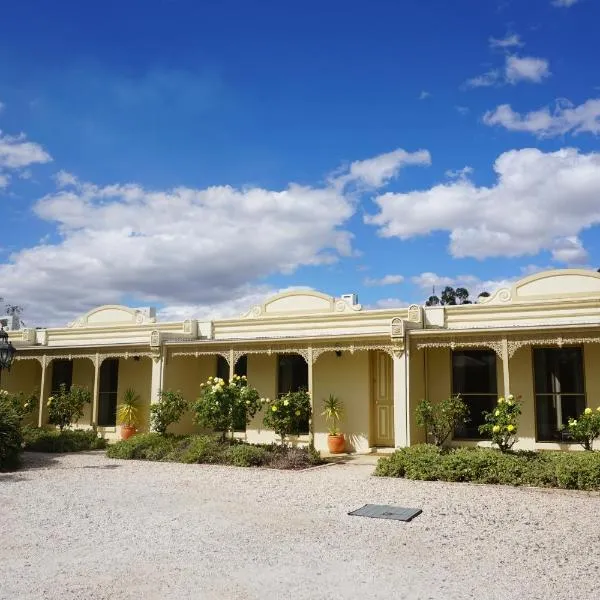 Acacia Terraces: Echuca şehrinde bir otel