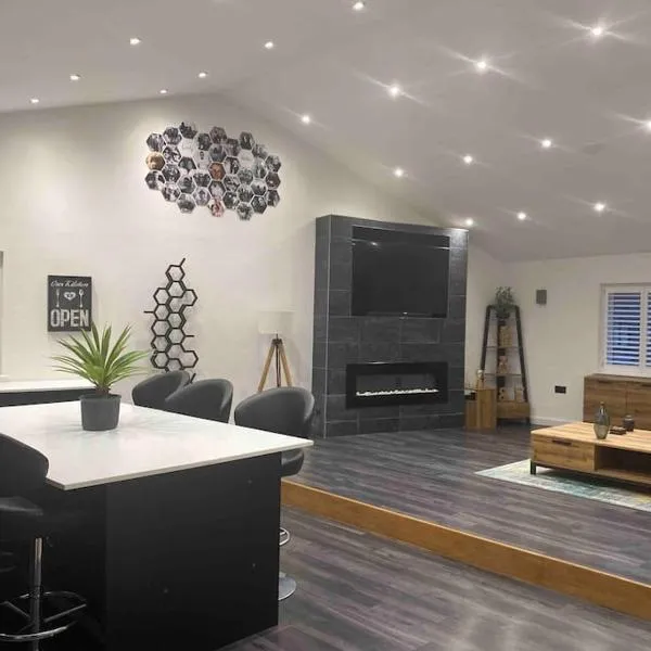 탬워스에 위치한 호텔 Modern 2 bedroom town centre apartment in Tamworth