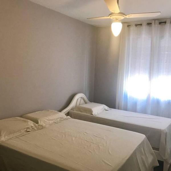 Amplo apartamento, moderno, ventilado, impecável. - Foto 2
