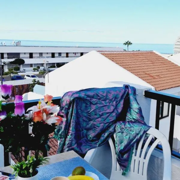 Garajonay 3 bedrooms apartment, ocean & pool view, Hotel in Playa de Fañabe