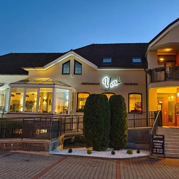 Penzion YORK, hotel in Liberec
