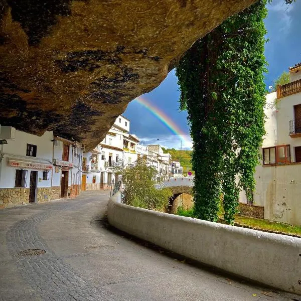 Casa Cuevas del Sol, hotel v destinaci Setenil