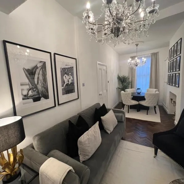 Luxury Belfast Stay - Townhouse, hotel in Belfast