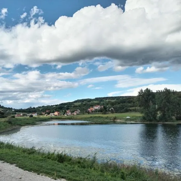Studio Apartman Ivan, hotel in Otočac