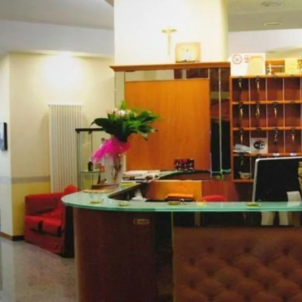 Hotel San Giacomo, hotel v mestu Monteprandone