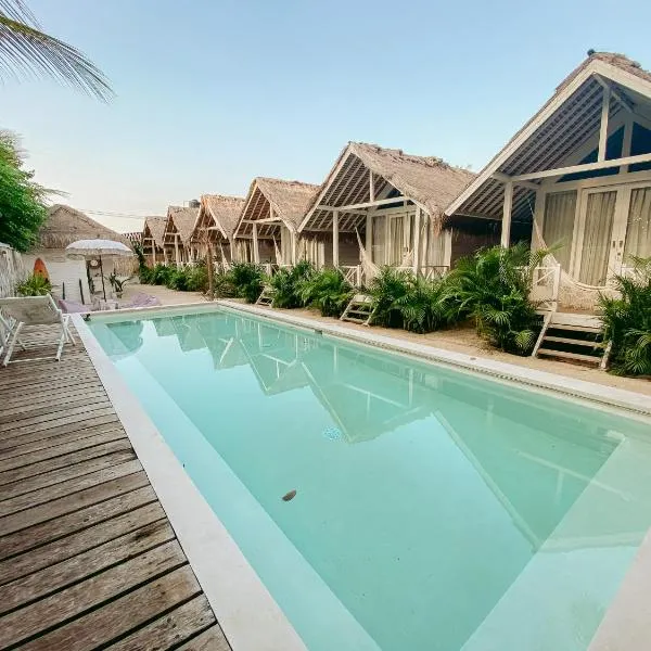 Love Coconut Bungalow、ギリ・トラワンガンのホテル