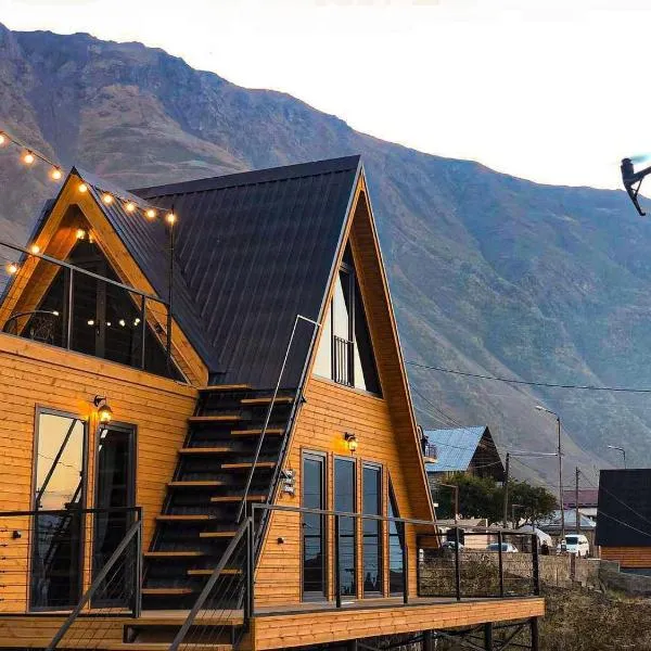 Magic Hut_Kazbegi、カズベギのホテル