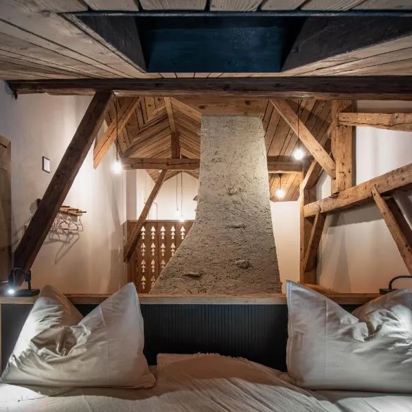 Hôtel-Restaurant Le Cochon Rose、La Sagneのホテル