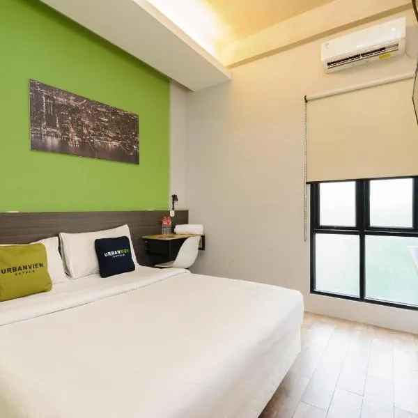 Urbanview Caverna Gandaria by RedDoorz, hotel v destinaci Jakarta