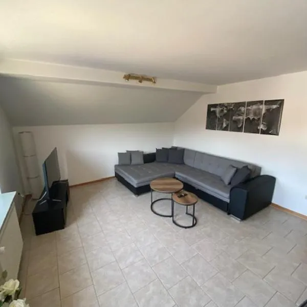 Ferienwohnung Elip – hotel w mieście Essing